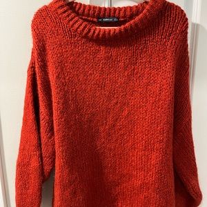 Zara woman’s sz M sweater